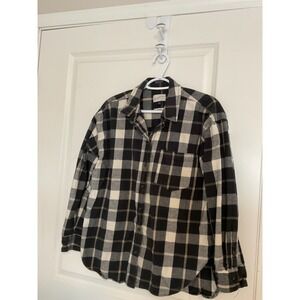 UNIVERSAL THREAD womens black plaid flannel size M medium button down Grunge